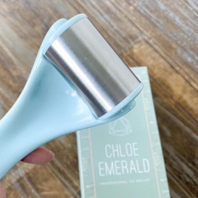 CHLOE Face Therapy Ice Roller Tool Gua Sha